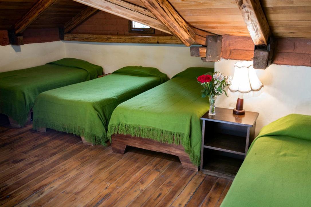 Hostal Alcala Кито Экстерьер фото