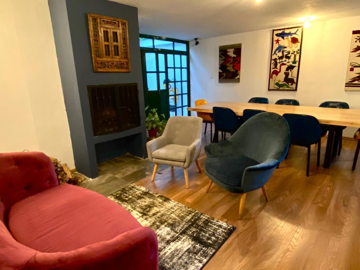 Hostal Alcala Кито Экстерьер фото