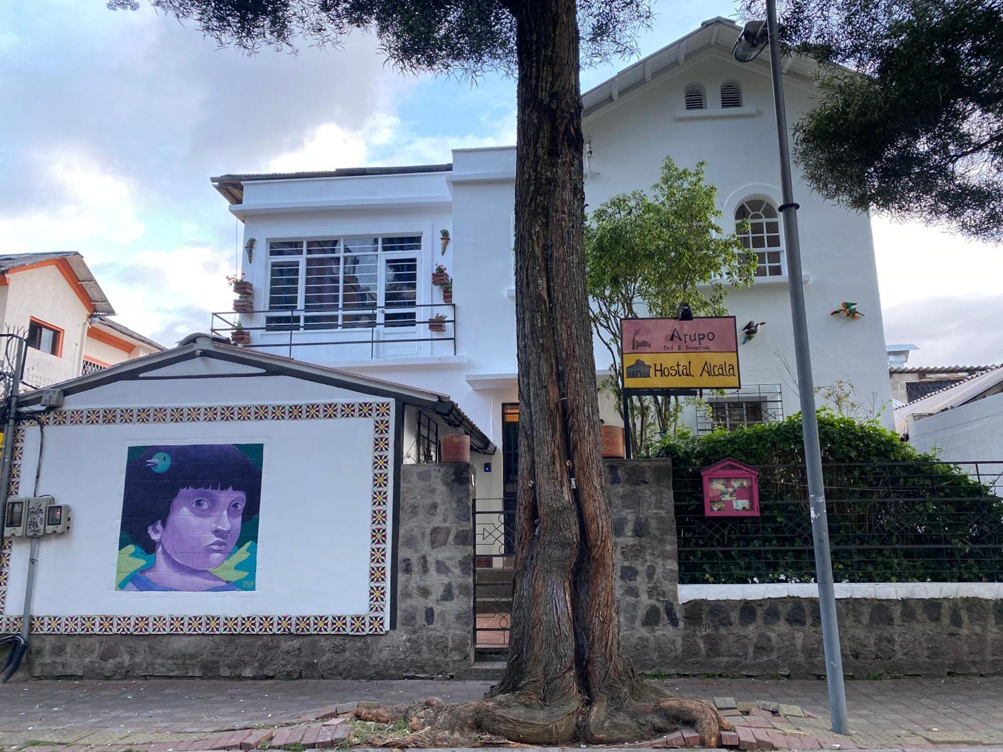 Hostal Alcala Кито Экстерьер фото